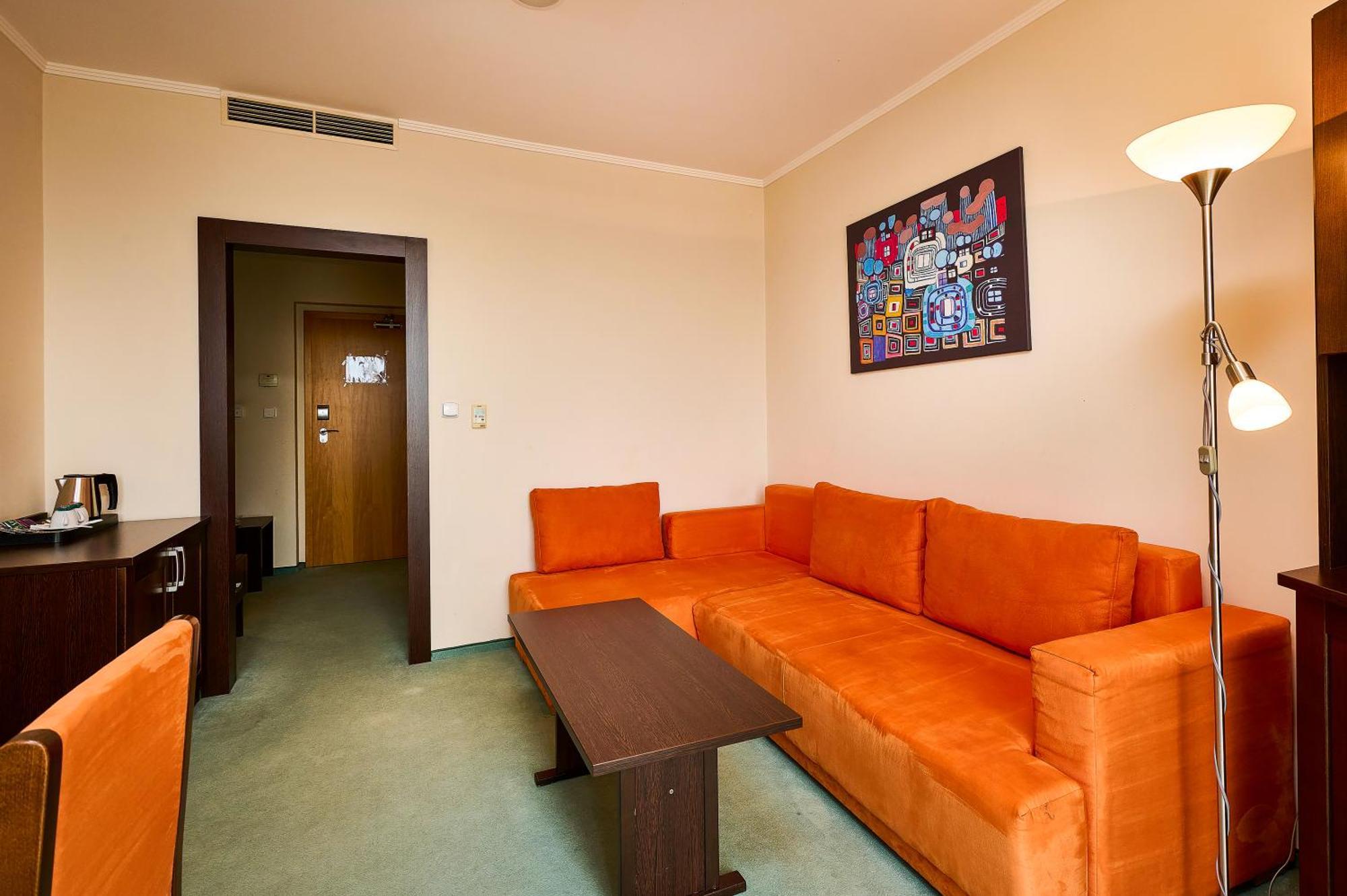 Hotel Sorea Regia Братислава Экстерьер фото