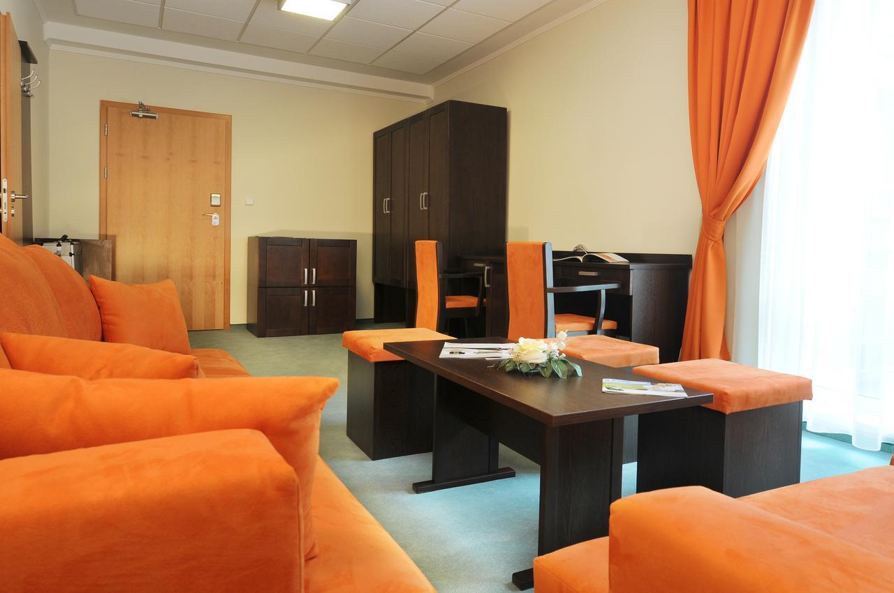 Hotel Sorea Regia Братислава Экстерьер фото