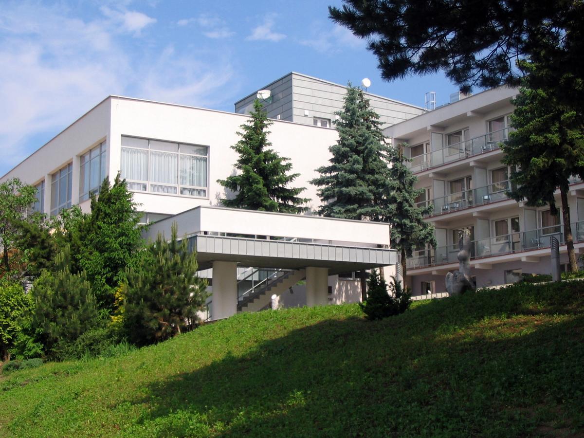 Hotel Sorea Regia Братислава Экстерьер фото